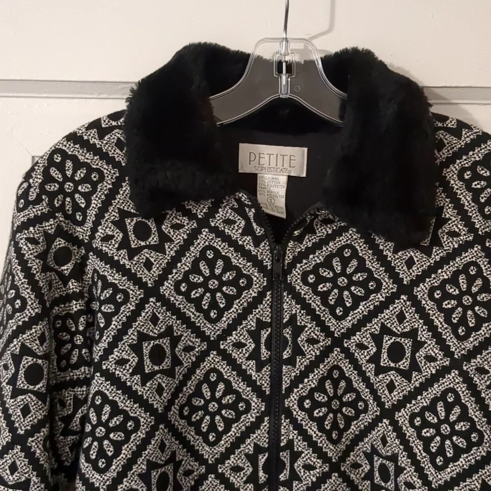 Faux Fur Quilted Jacket Collar Cuffs Black and White Artsy Petite Small